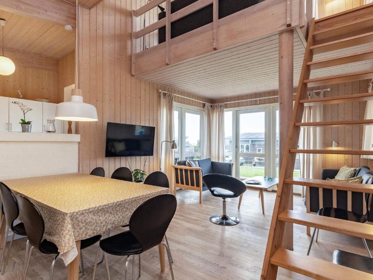 8 Person Holiday Home In Fåborg Eksteriør bilde
